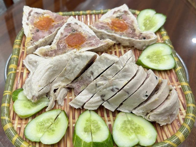 Pate Con Cá Vàng